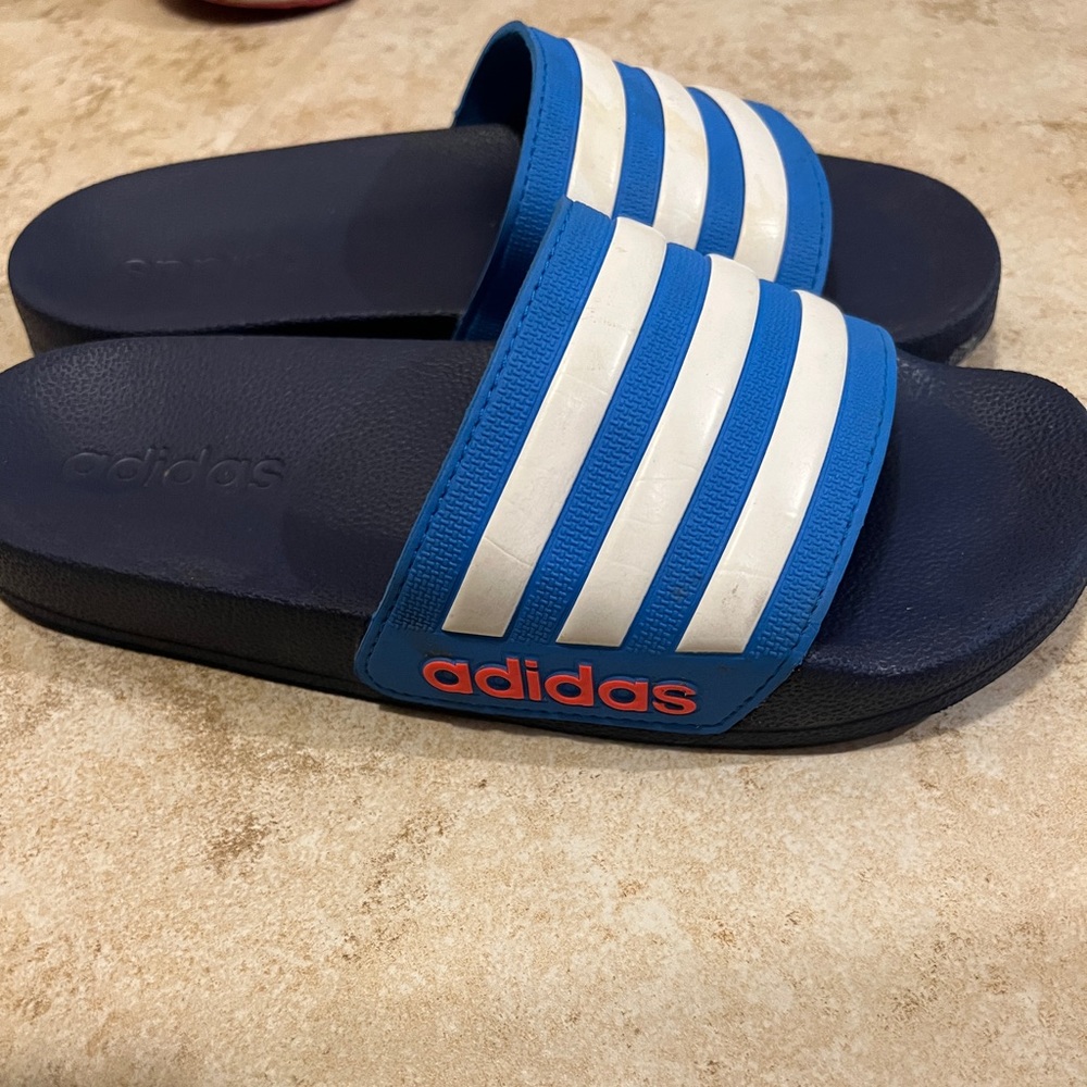 Adidas slides big Kids size 4